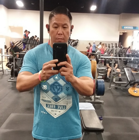 Meet your Posher, Edwin - Picture 3 of 3